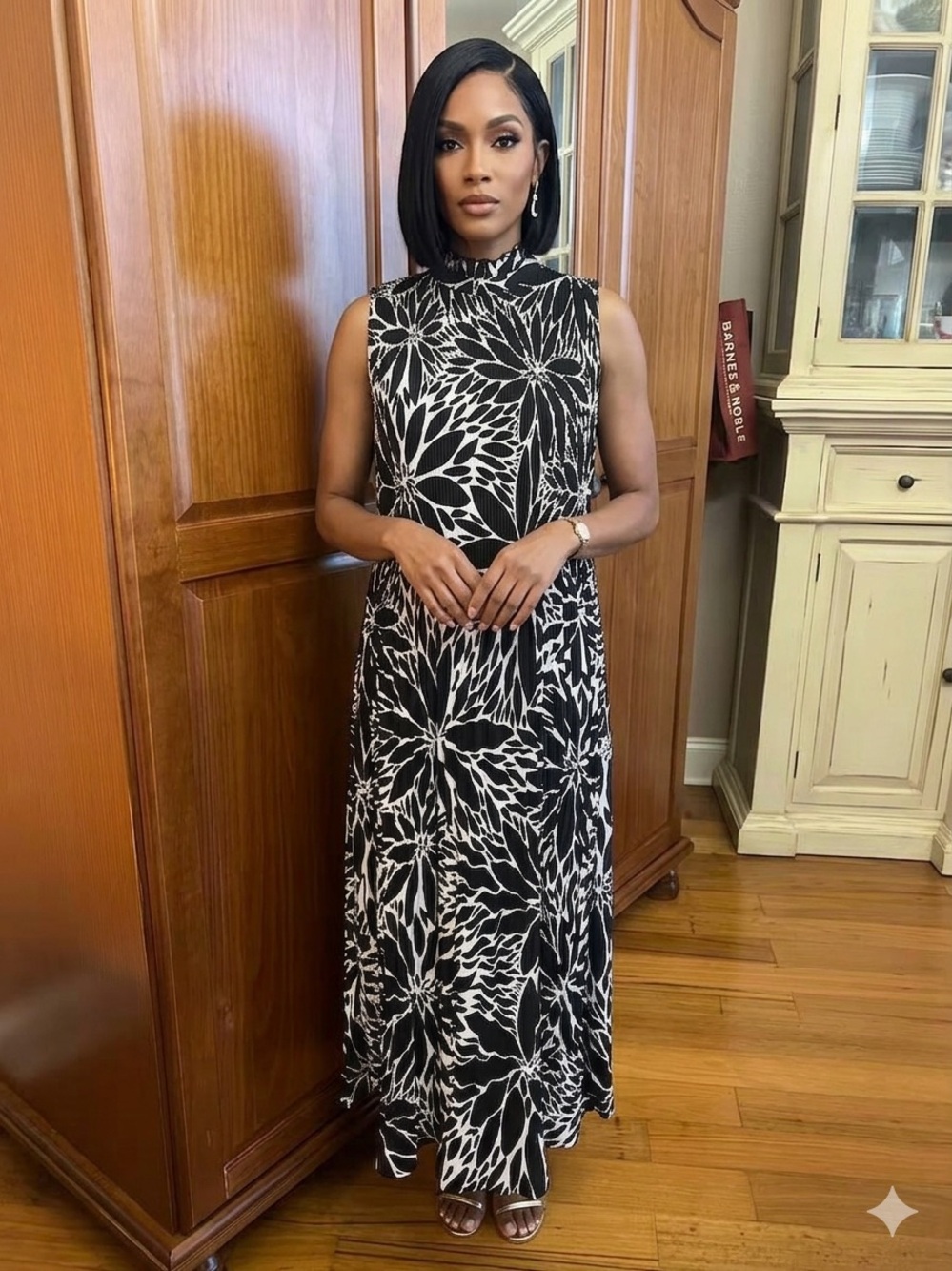 Sleeveless Black & White Floral Maxi Dress - Picture 1 of 7